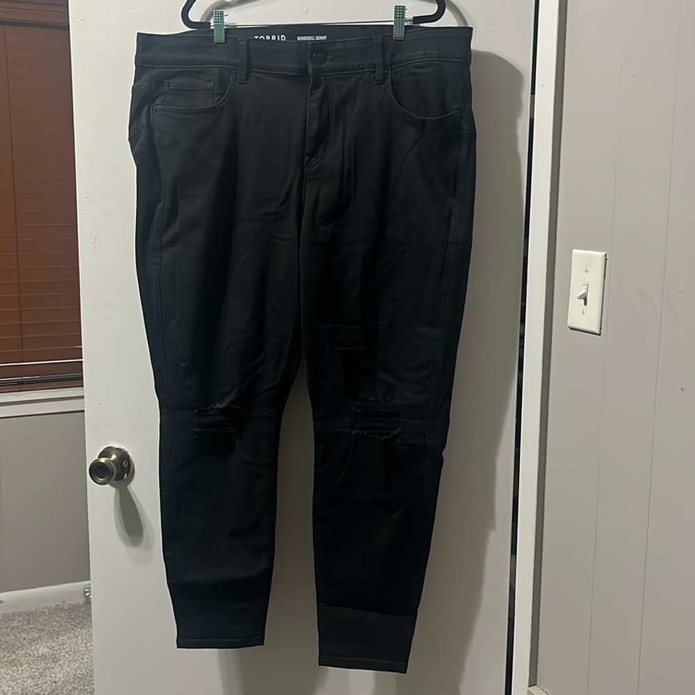 NWOT Torrid Bombshell Skinny Premium Stretch High-Rise Jean